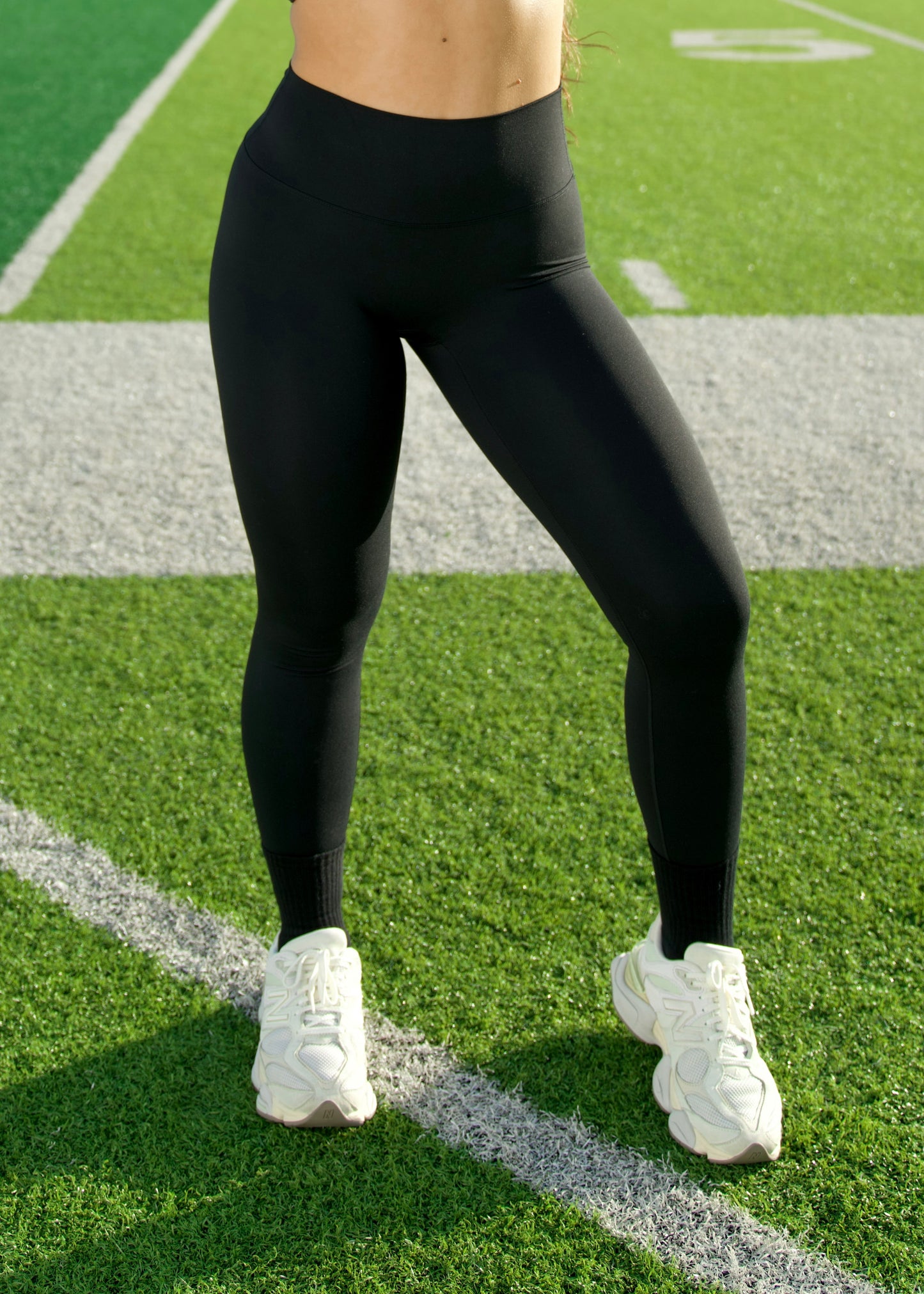 The KAILA 7/8 Legging - ʻIWA BLACK