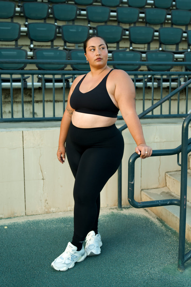 The KAILA 7/8 Legging - ʻIWA BLACK
