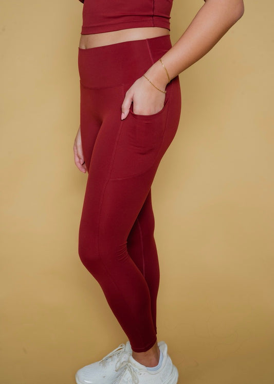 The KAILA 26" Full-Length Pocket Legging - MERLOT