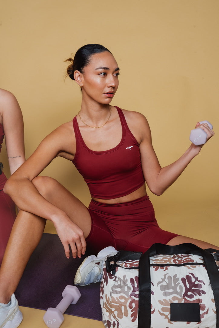 The HULU Crop Top - MERLOT
