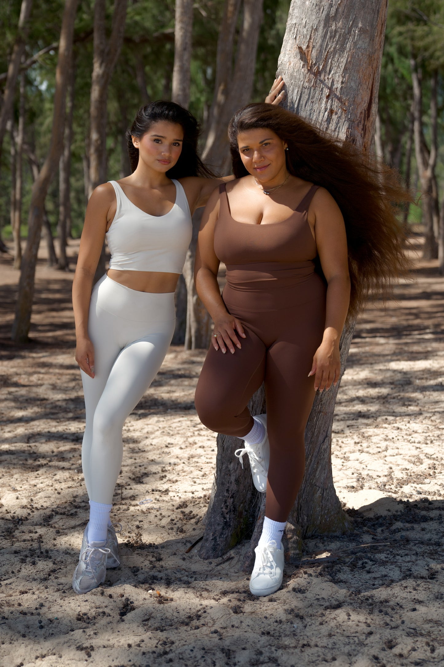 The LAHELA Crop Top -SALT