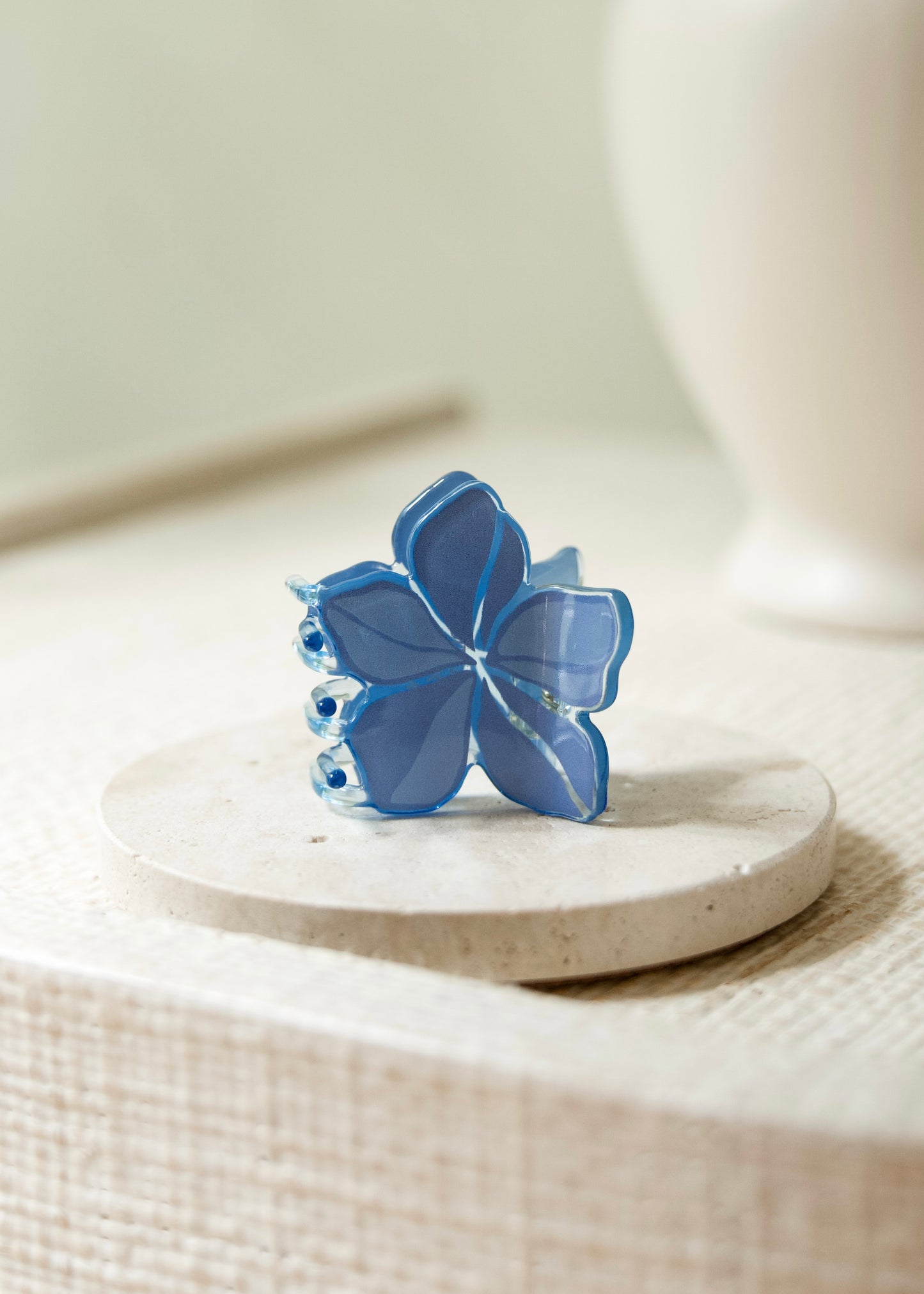 Mini Pua Melia Clip - MELIA MIST
