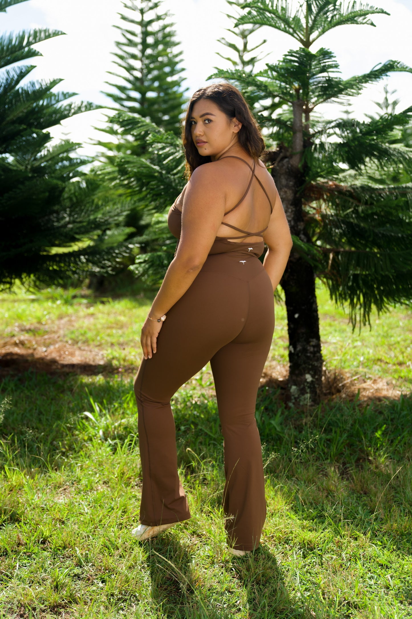 The KAILA Bootcut Legging - DARK ROAST