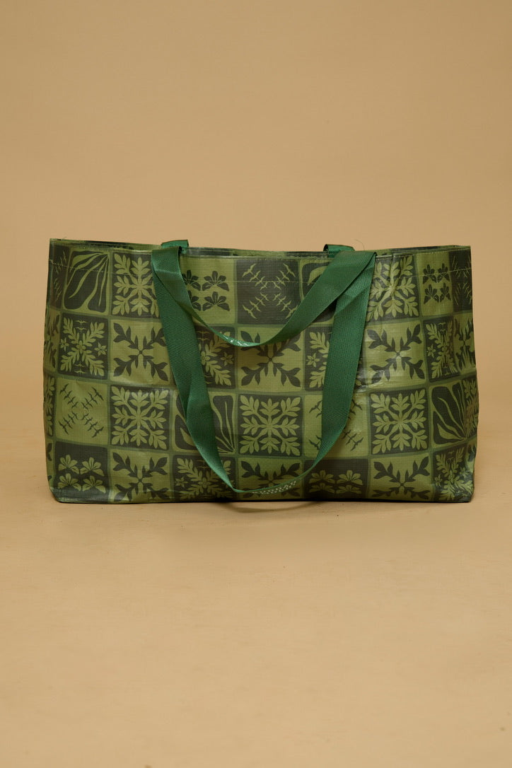 Medium BEBBEH Bucha Bag - Green ʻIWA KUIKI