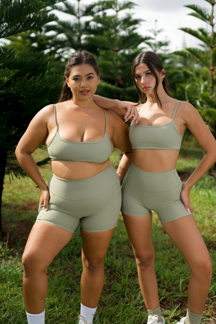 The KAILA 4" Ribbed Pocket Short - SAGE