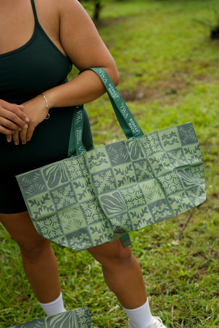 Medium BEBBEH Bucha Bag - Green ʻIWA KUIKI