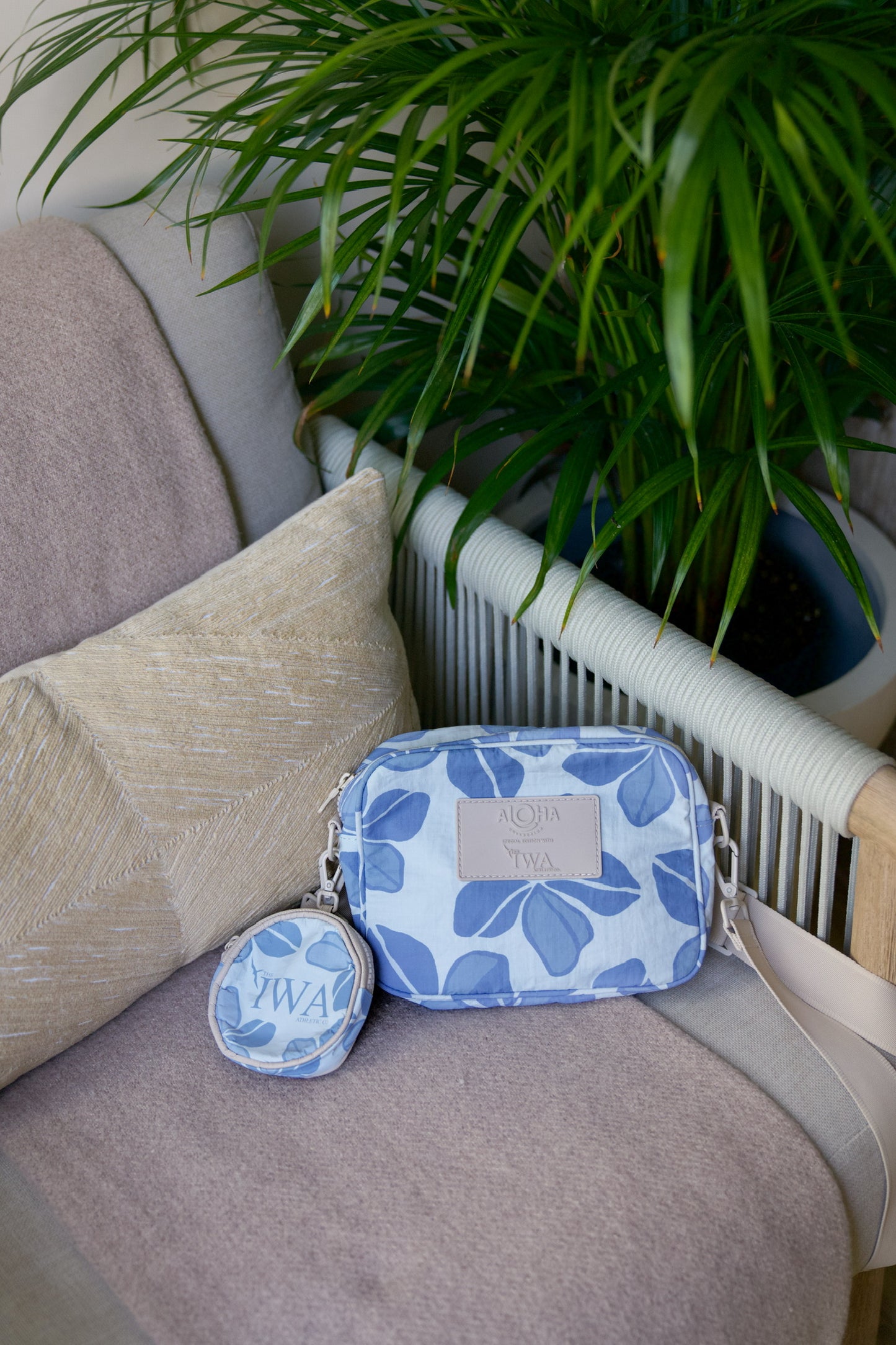 Aloha Collection LE TOUR - MELIA MIST