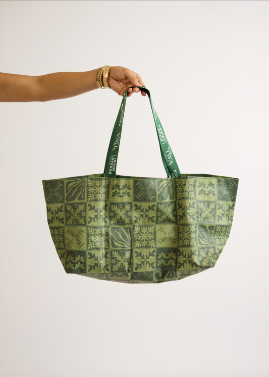 Medium BEBBEH Bucha Bag - Green ʻIWA KUIKI